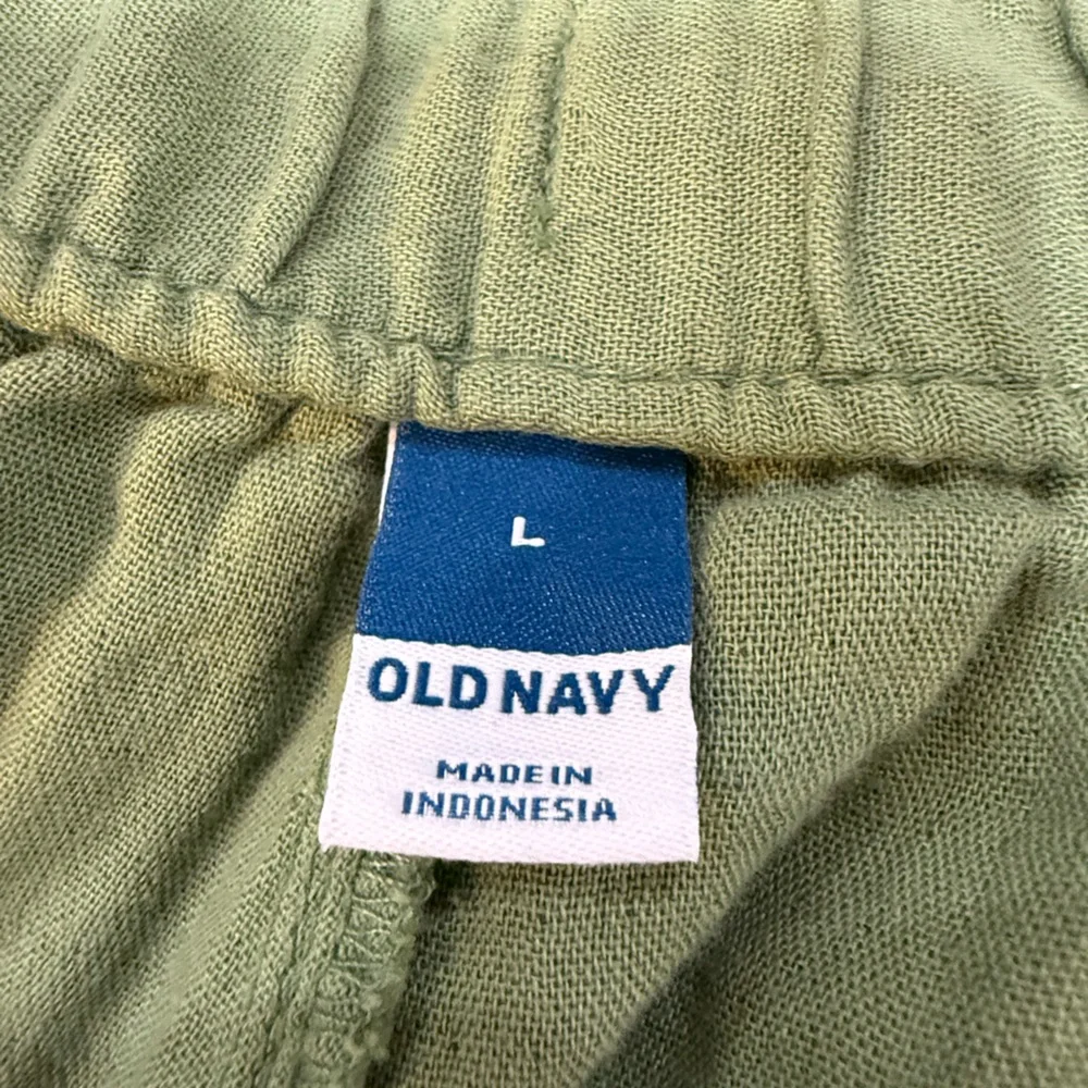 Old Navy Sage Green High-Rise Shorts